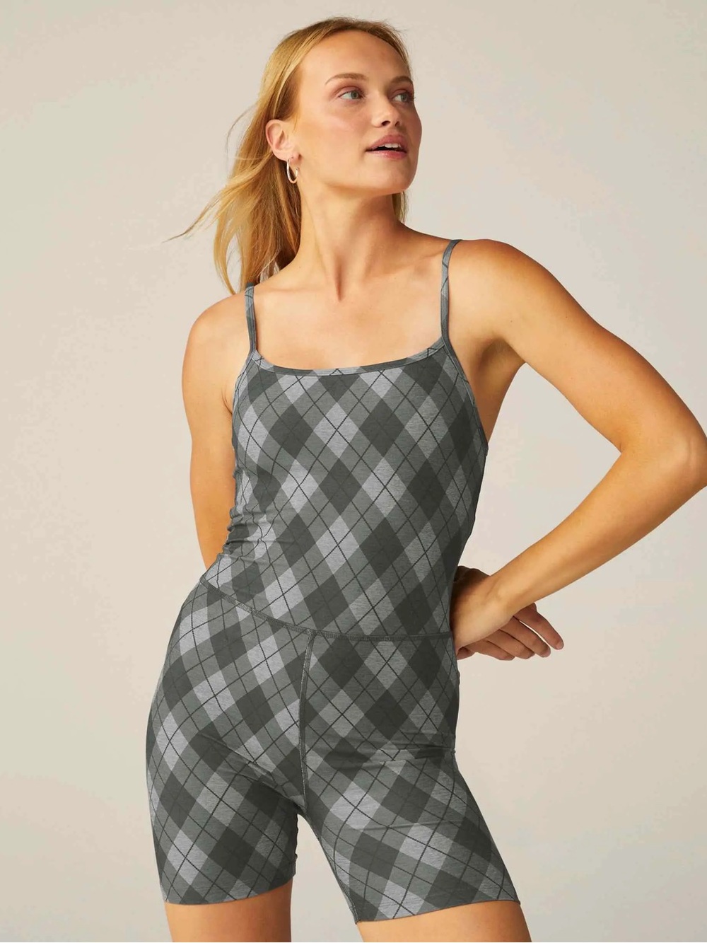 NWT Beyond Yoga Softmark Keep Pace Biker Jumpsuit Gray White Plaid Size Large